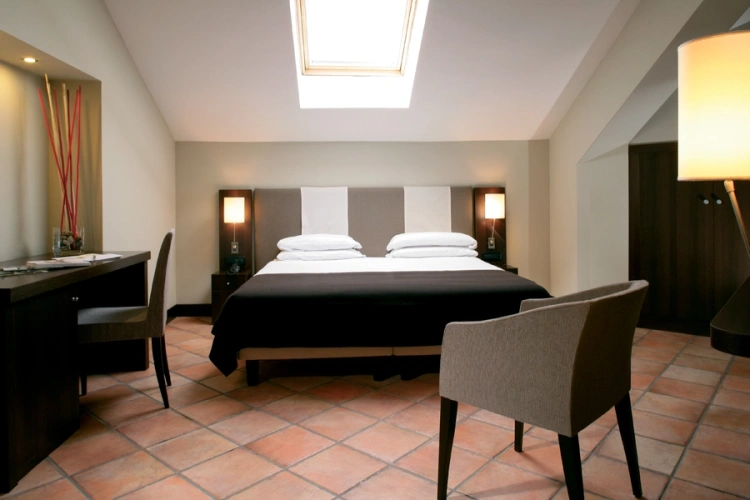 Small Double room