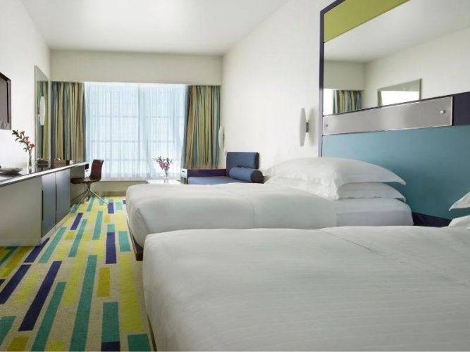 Deluxe (Gate B14/B22 or A1/A24) Twin room