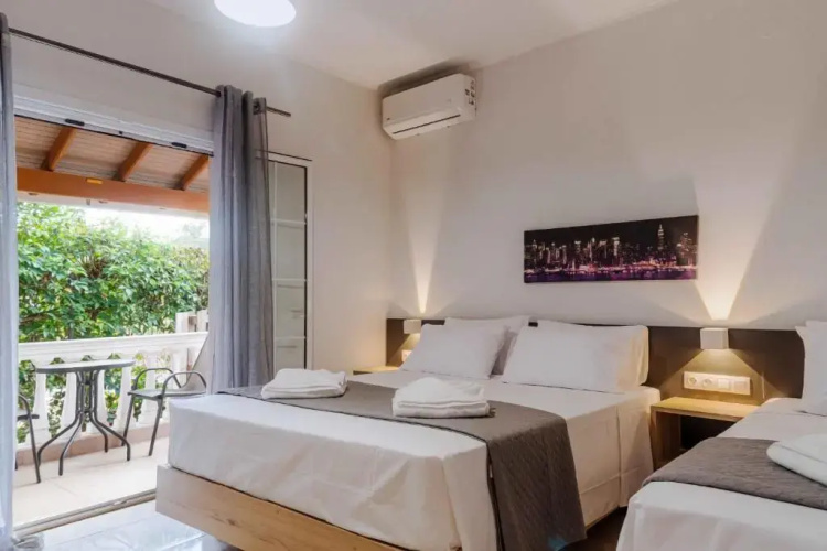 Riposo Studios and Apartments