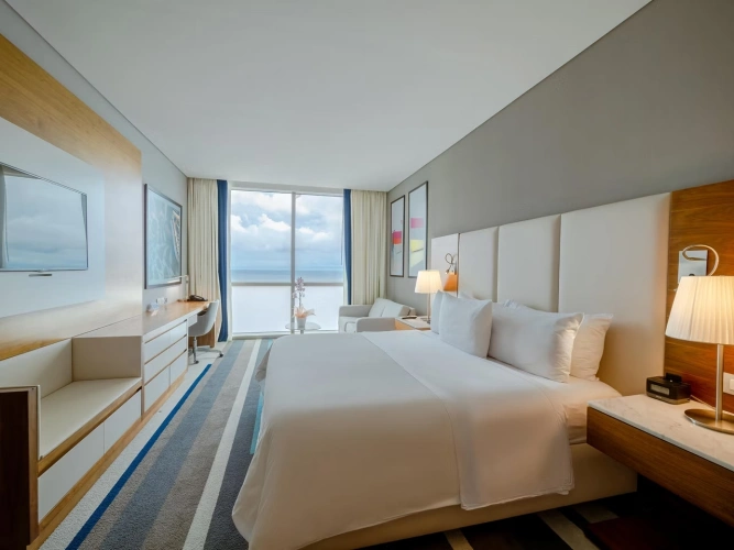 Classic High Floor Double room with ocean view
