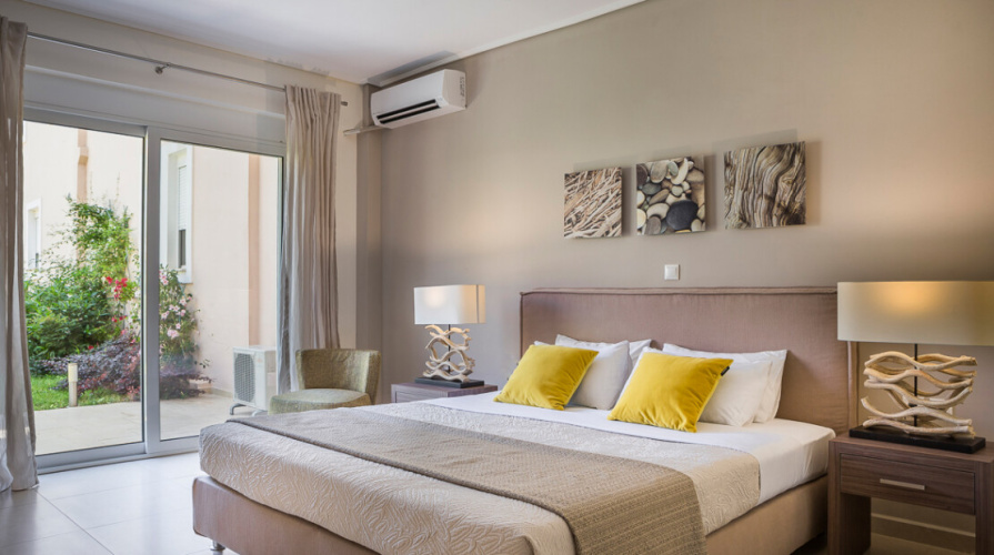 Hibiscus Maisonette Suite