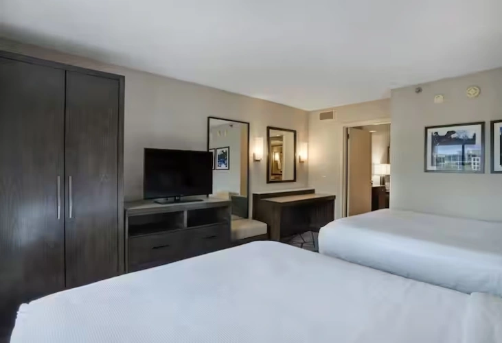 2 Room Hearing Accessible Twin Suite