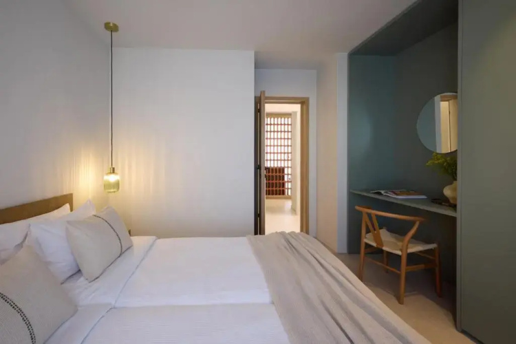 Sea View Beach Penthouse – Athens Coast