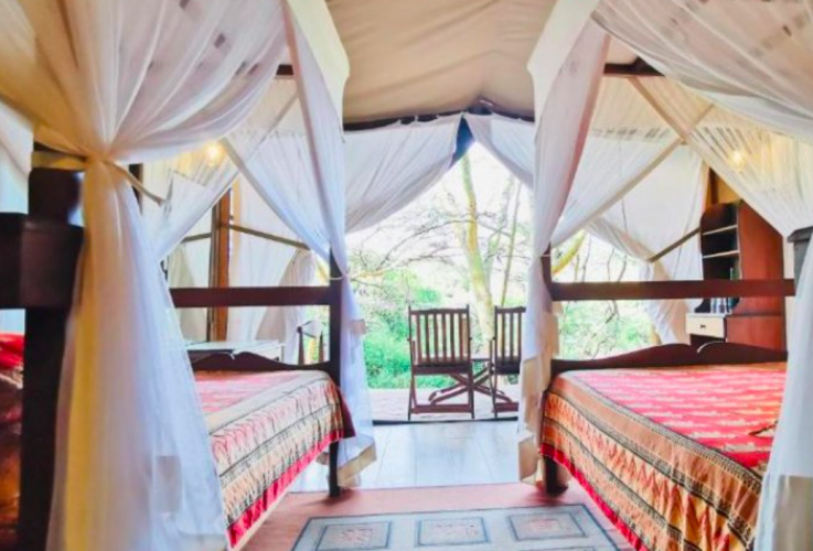 Luxury Twin Tent River View