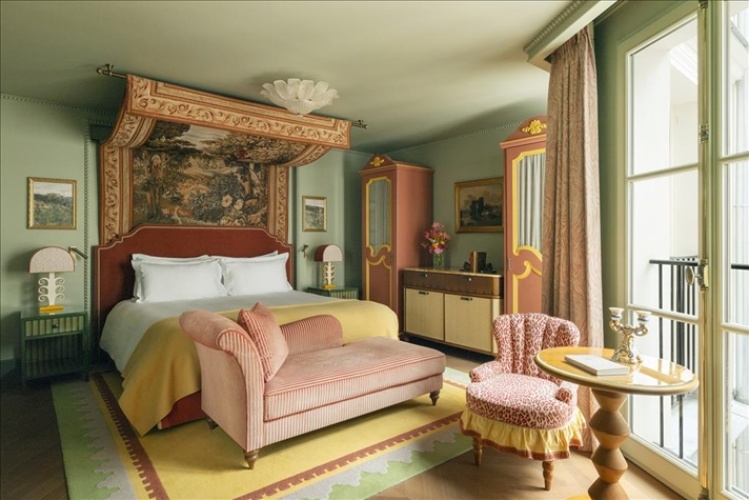 Parisian Double Junior Suite