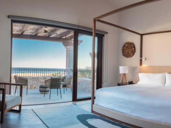 Honeymoon Suite