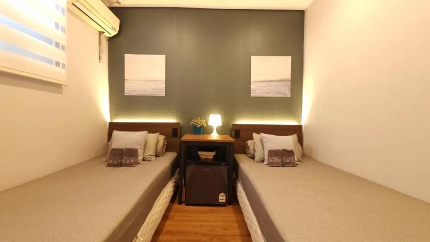 Standard Twin room