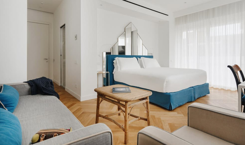 Double Suite