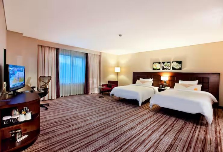 Corner Twin room