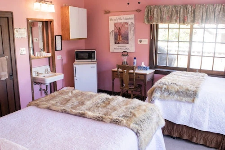 Joanie's Quadruple room