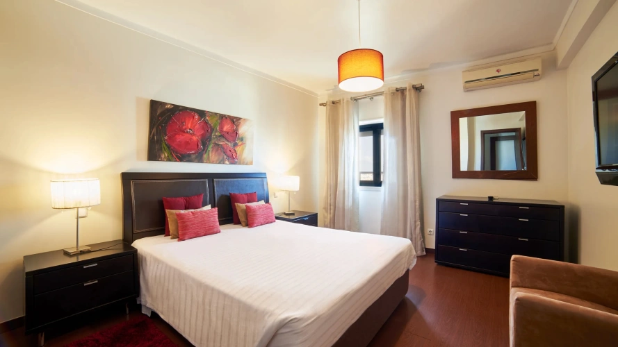Club Quadruple Suite