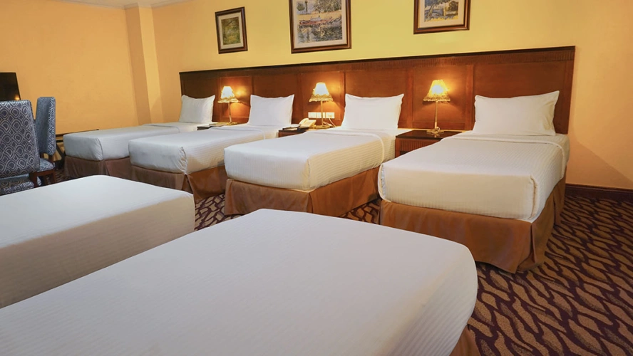Deluxe Family Suite