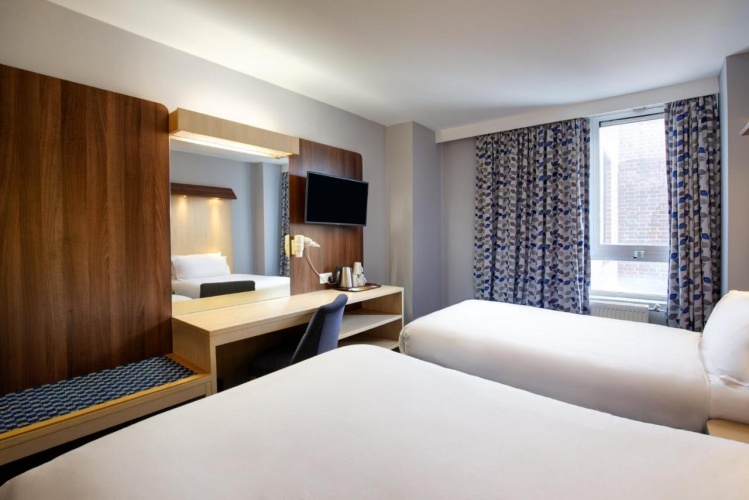 Royal National Hotel photo 15