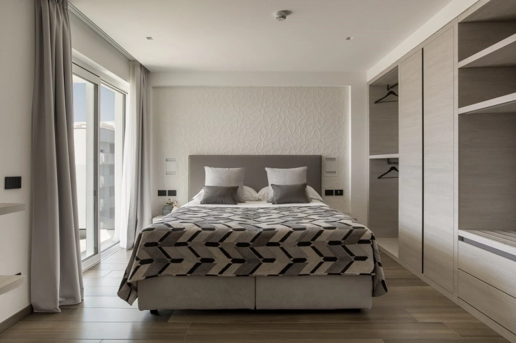 Deluxe Dependance Double Suite