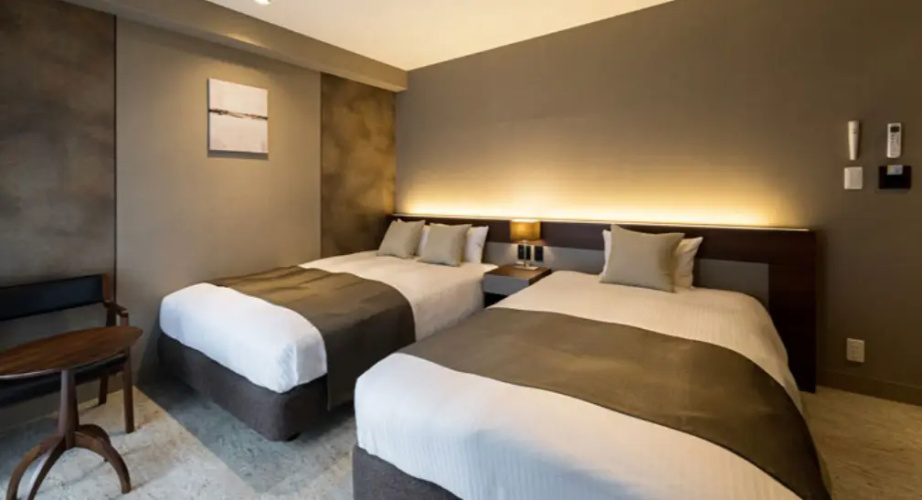 Triple room
