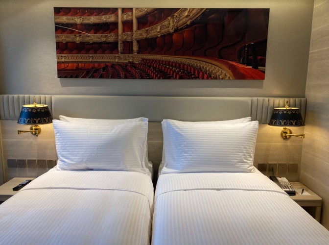 King Twin Suite