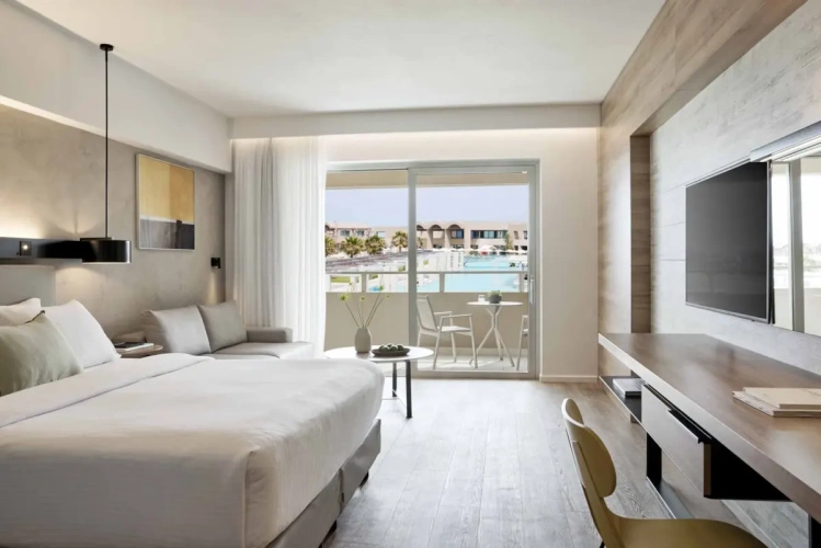 Classic Double room with pool view