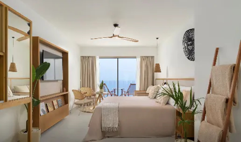 Whirlpool The Reserve Double Suite oceanfront