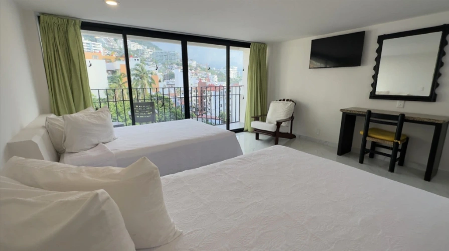 Superior Standard Twin room with mountain view