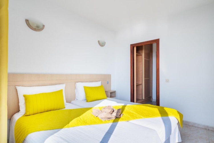 1 Bedroom Twin Apartment