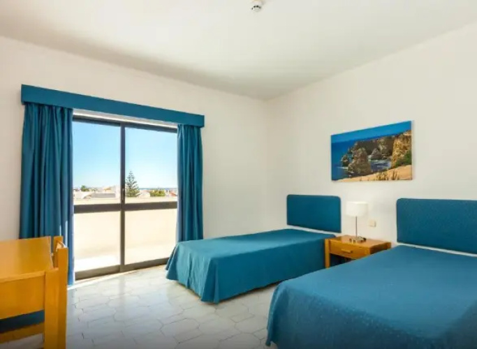 1 Bedroom Twin Apartment
