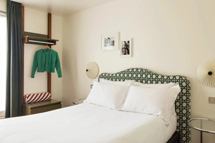 Dalila Superior with Sacré Coeur View Double room