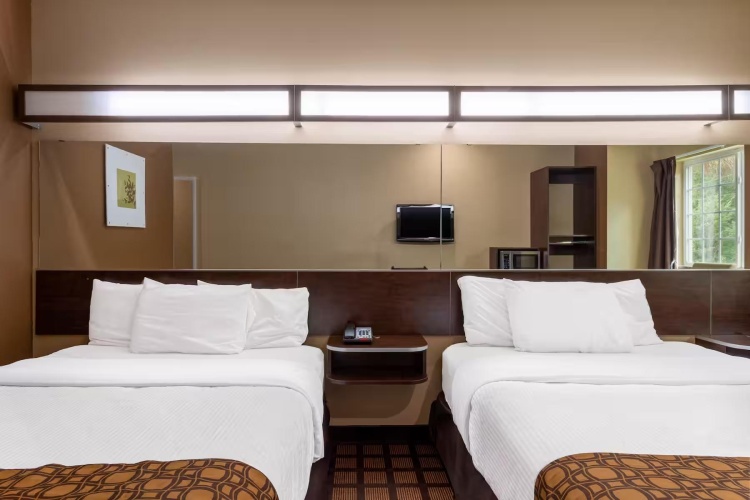 Accessible Twin room