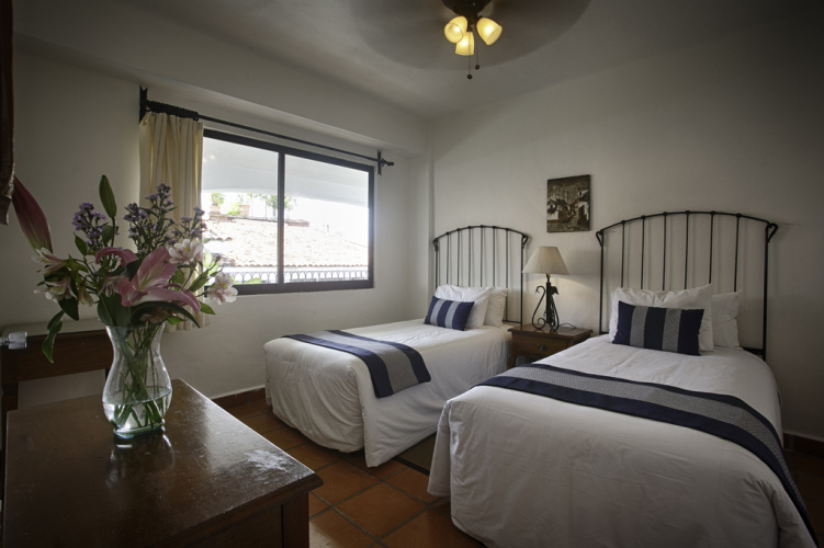 2 Bedrooms Standard Suite