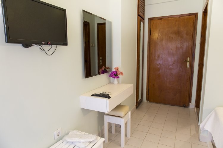 Cengiz Celik Hotel