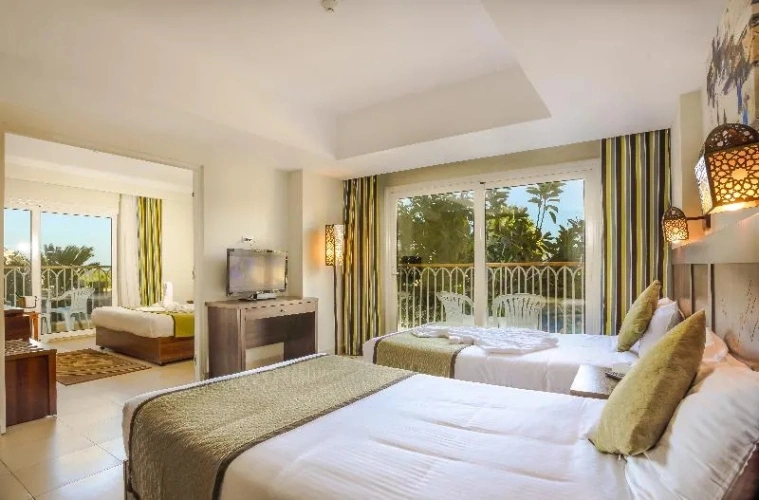 Triple room