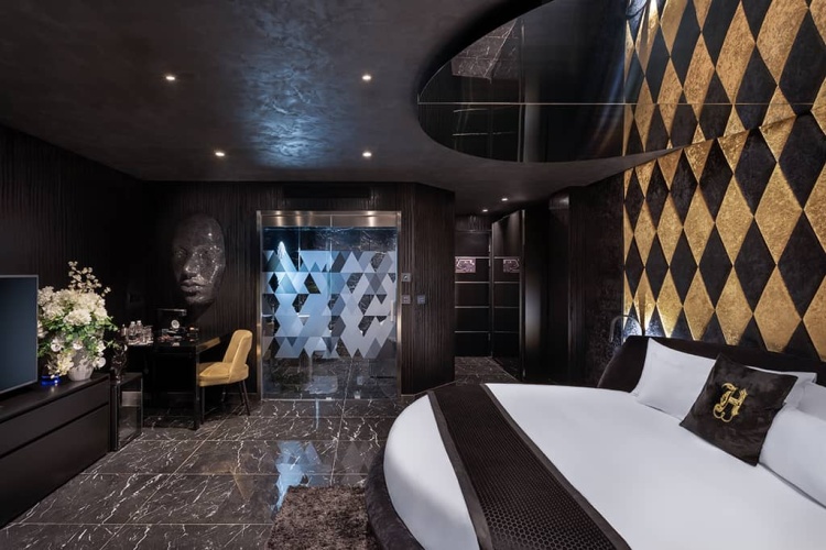 Penthouse Double Suite