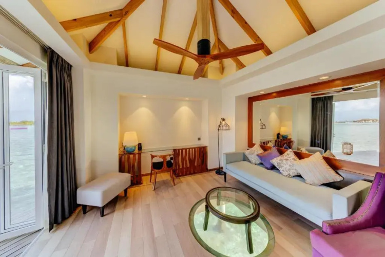 Cinnamon Dhonveli Maldives Resort