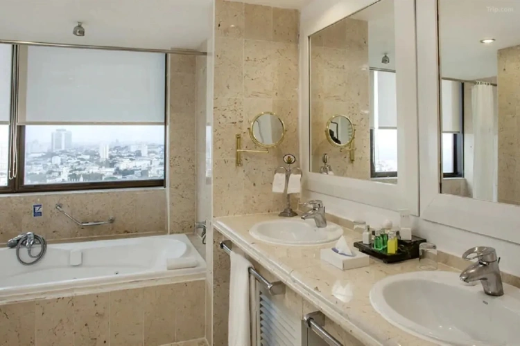 Grand The Level Twin Suite