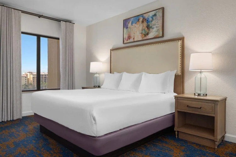 3 Bedrooms Suite with balcony