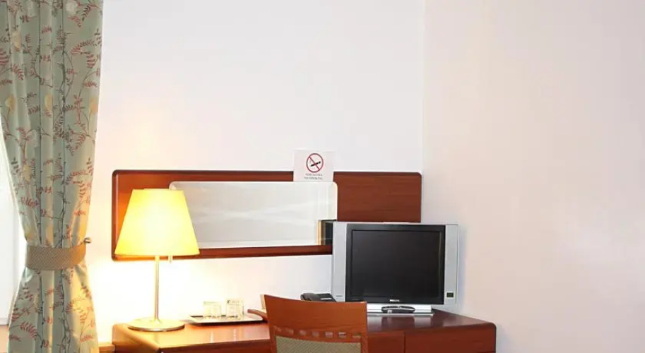 Embassy Hotel Balatonas
