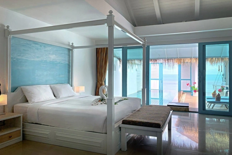 Royal Pool Double Villa beachfront