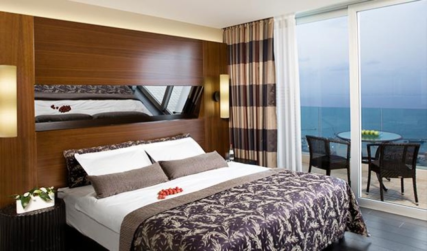 Ambassador Double Suite