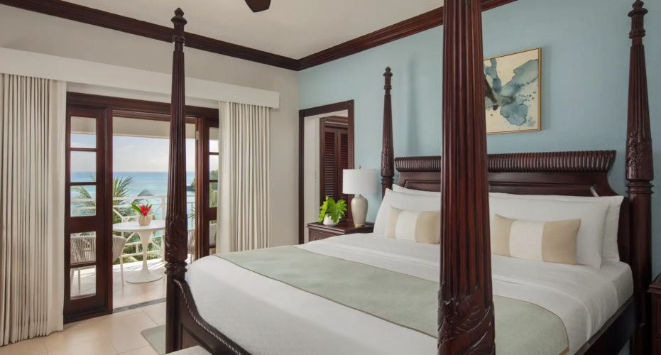 1 Bedroom Royal Double Butler Suite oceanfront