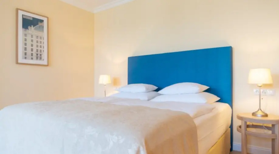 Superior Family Double room Garden Side