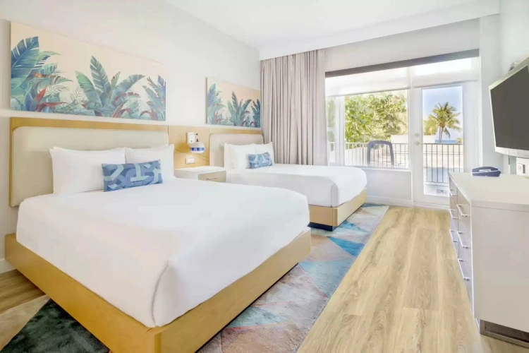 1 Bedroom Twin Suite with balcony