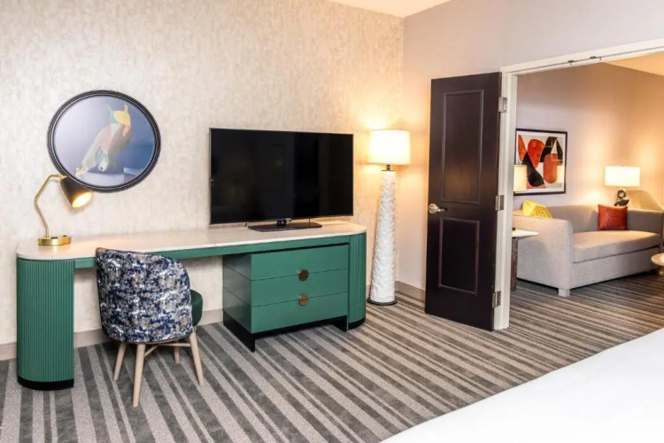 Holiday Inn Hotel & Suites Cincinnati Downtown photo 12