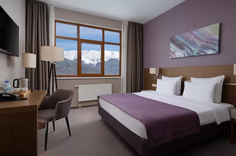 Двухместный номер Premier с видом на горы (двуспальная кровать) - изображение 1