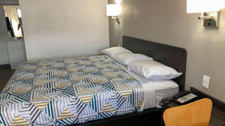 Accessible Smoking Double room