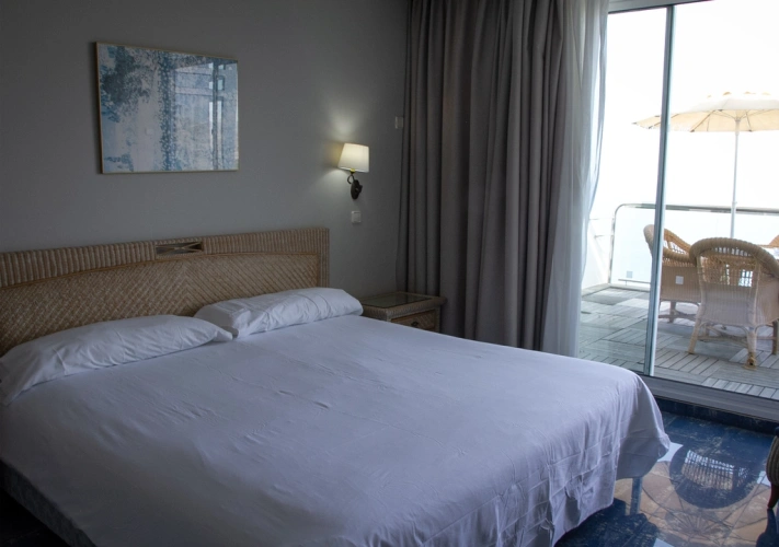 1 Bedroom Double Apartment with sea view