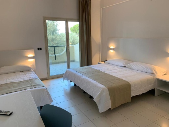 Triple room with garden view
