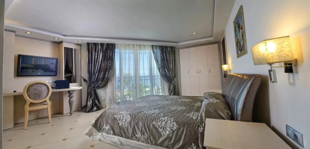 Deluxe Suite with sea view
