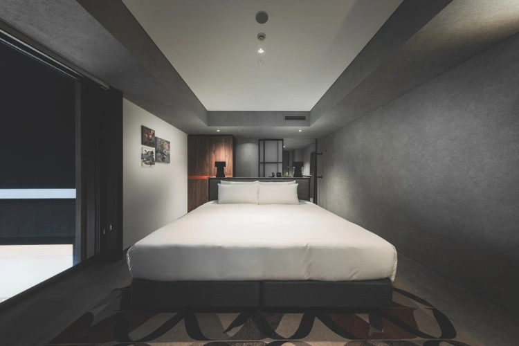 Deluxe Corner Double room