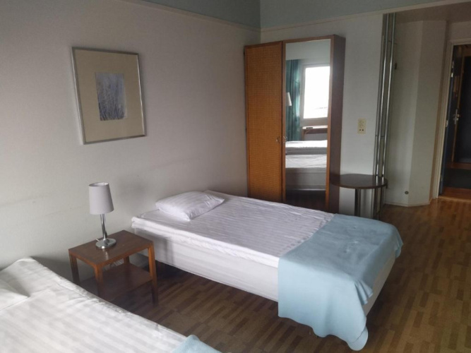 Standard Twin room with city view