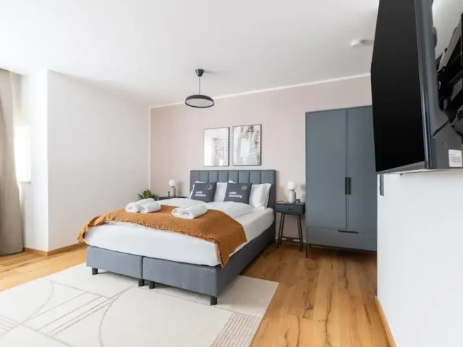 Double Suite