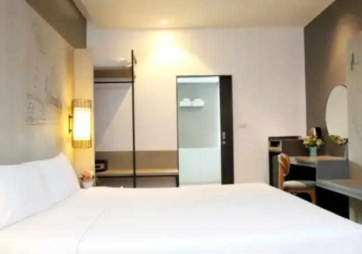 Deluxe no window Double room